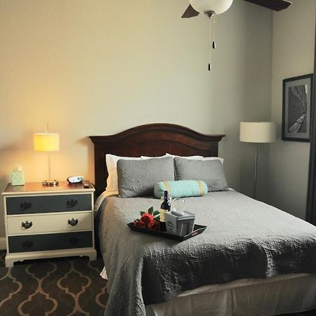 The Dilworth Inn Gonzales Екстер'єр фото