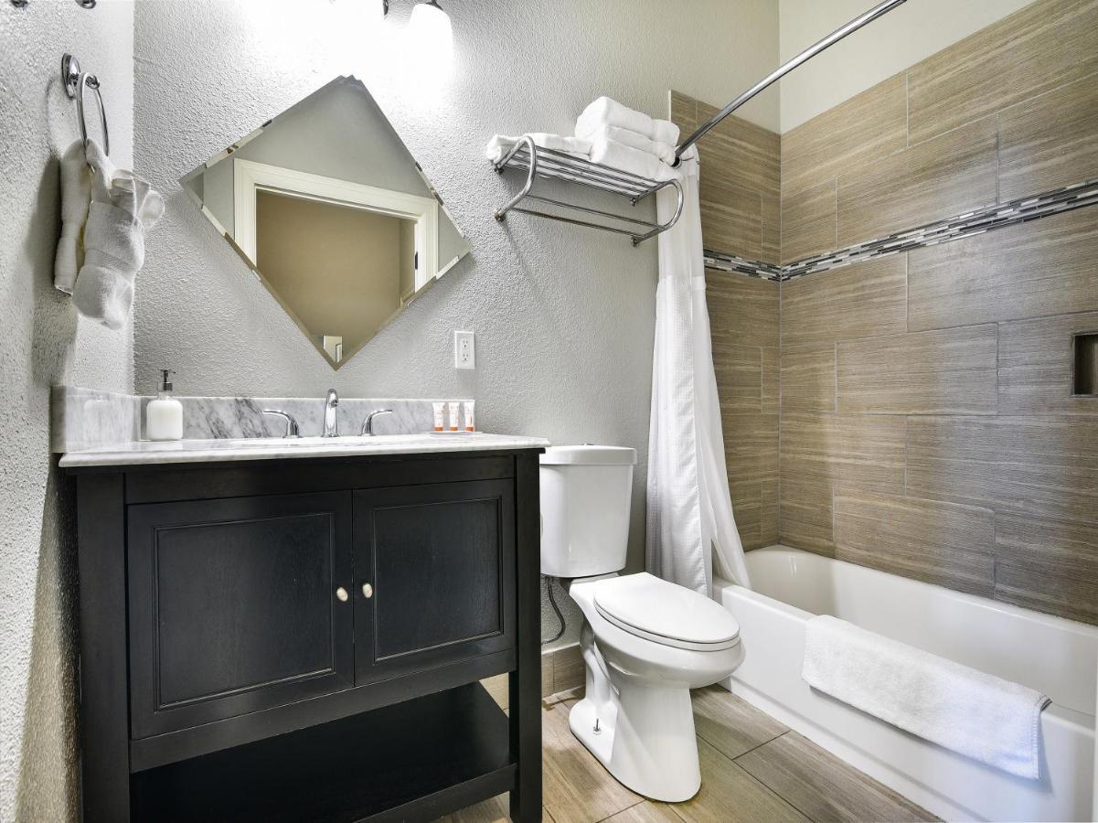 The Dilworth Inn Gonzales Екстер'єр фото