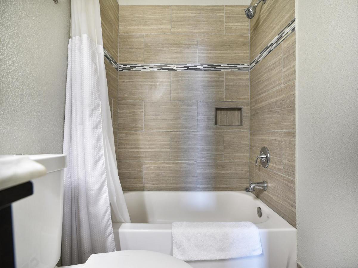 The Dilworth Inn Gonzales Екстер'єр фото
