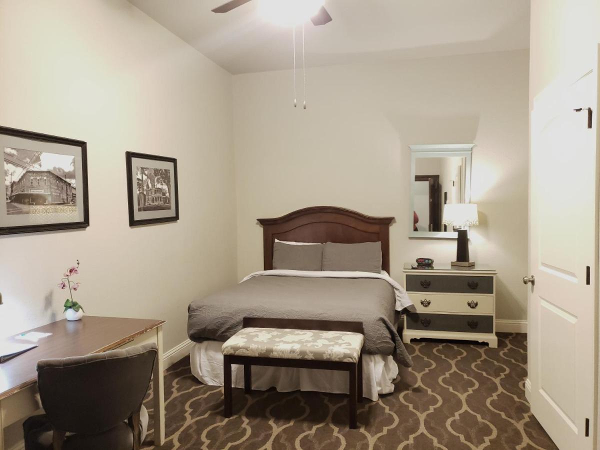 The Dilworth Inn Gonzales Екстер'єр фото