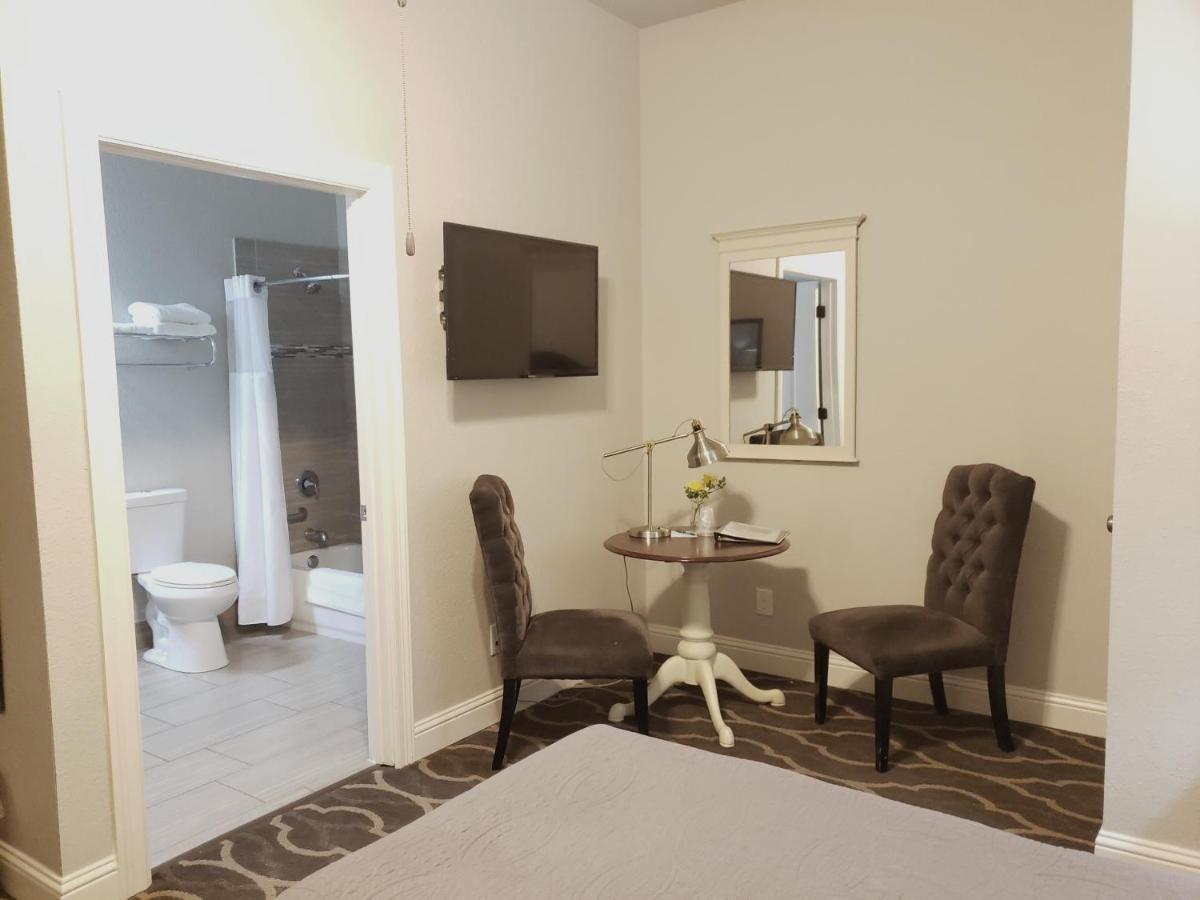 The Dilworth Inn Gonzales Екстер'єр фото